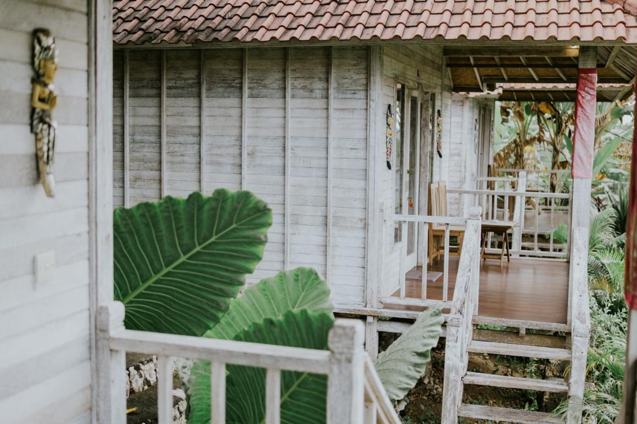 Lanussa Hill Villa Nusa Lembongan  Exterior photo